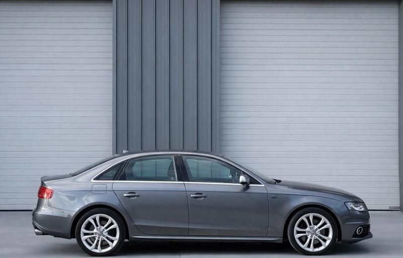 Used Audi A4 Sport 460 HP (338 kW) 2011 Grey Sedan