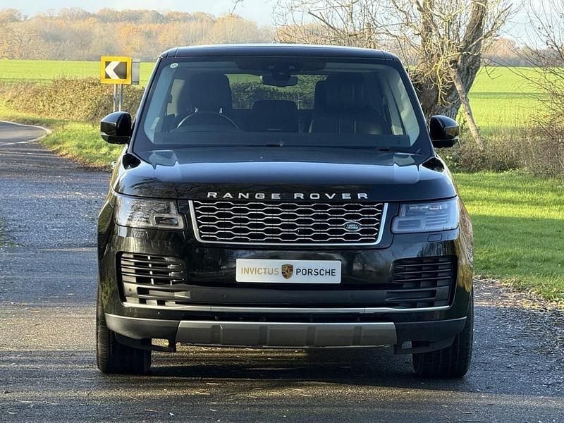 Used Land Rover Range Rover Vogue SE 258 HP (189 kW) 2018 Black SUV