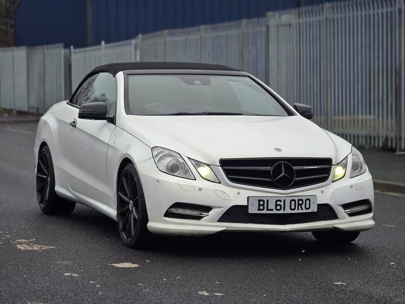 Used Mercedes E220 170 HP (125 kW) 2012 White Cabriolet