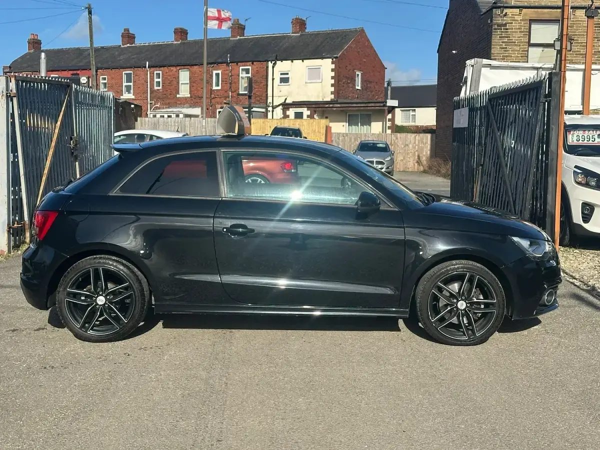 Usado Audi A1 S-Line 2014 Negro Utilitario