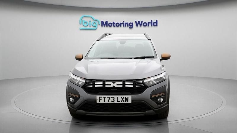 Used Dacia Jogger Extreme 2023 Grey MPV