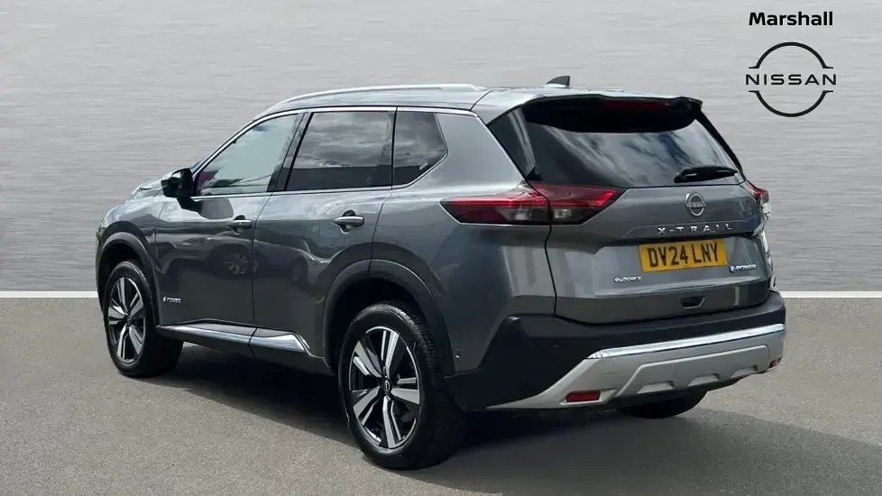 Used Nissan X-Trail Tekna 213 HP (156 kW) 2024 Grey SUV