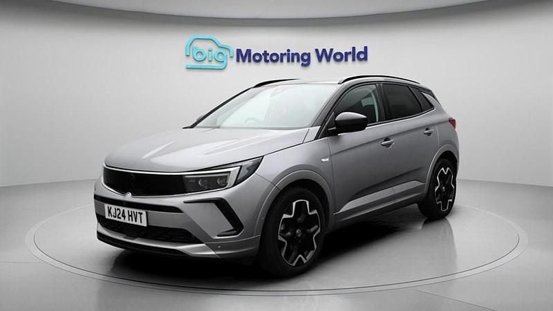Used Vauxhall Grandland X Ultimate 130 HP (95 kW) 2024 Grey SUV