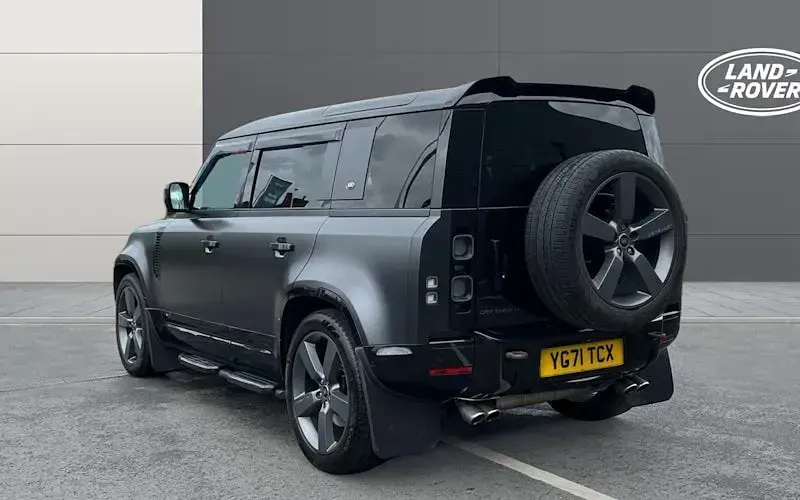Used Land Rover Defender Carpathian Edition 525 HP (386 kW) 2024 SUV