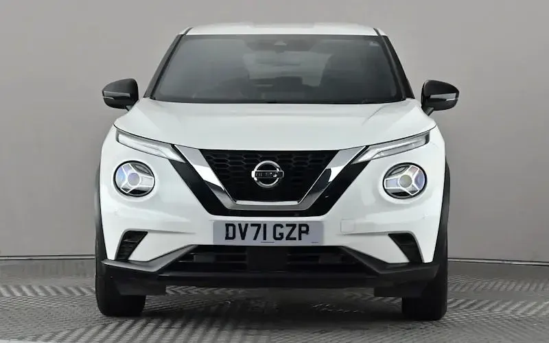 Used Nissan Juke N-Connecta 114 HP (83 kW) 2023 SUV