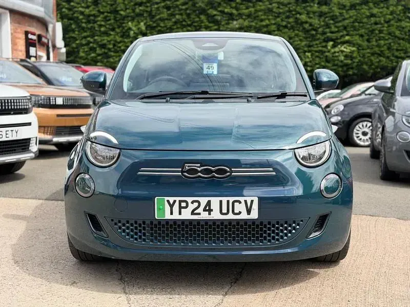 Używany Fiat 500e 86 kW (118 KM) 2024 Zielony Hatchback