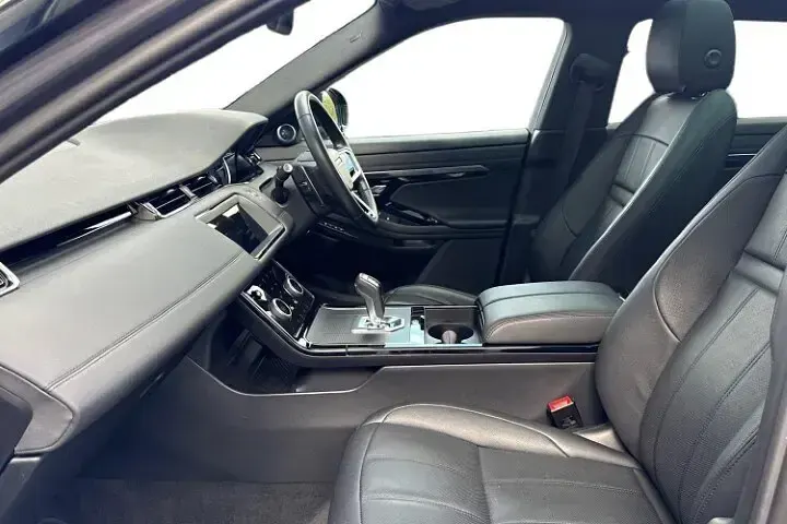 Used Land Rover Range Rover evoque SE Dynamic 2023 Grey SUV