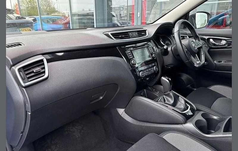 Used Nissan Qashqai N-Connecta 160 HP (117 kW) 2020 Blue SUV