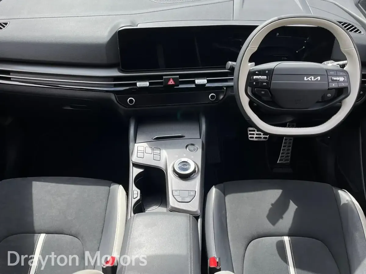 Used Kia Sportage GT-Line 235 HP (172 kW) 2026 White SUV