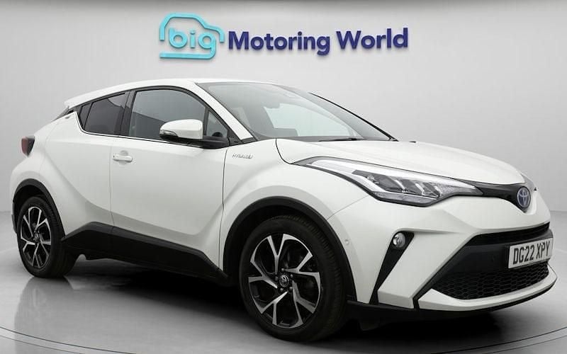 Used 2022 Toyota C-HR Design SUV | £18,500 (Fair price) - Image 1/4