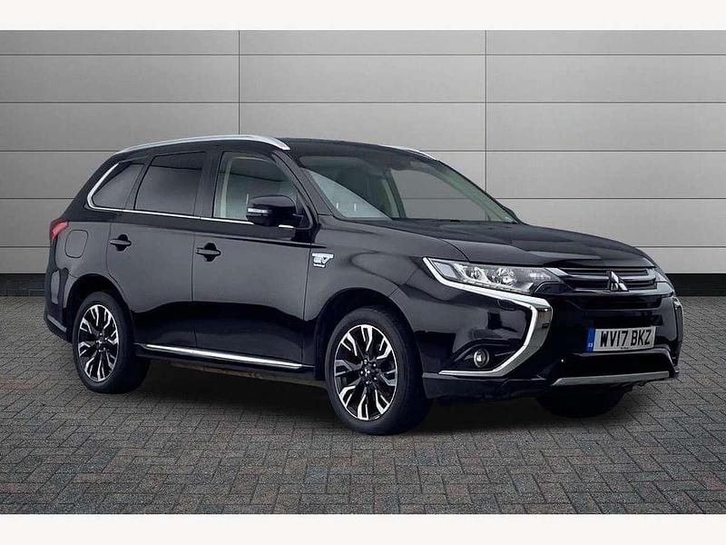 Black Used 2017 Mitsubishi Outlander P-HEV SUV | £12,790 (Fair price) - Image 1/3