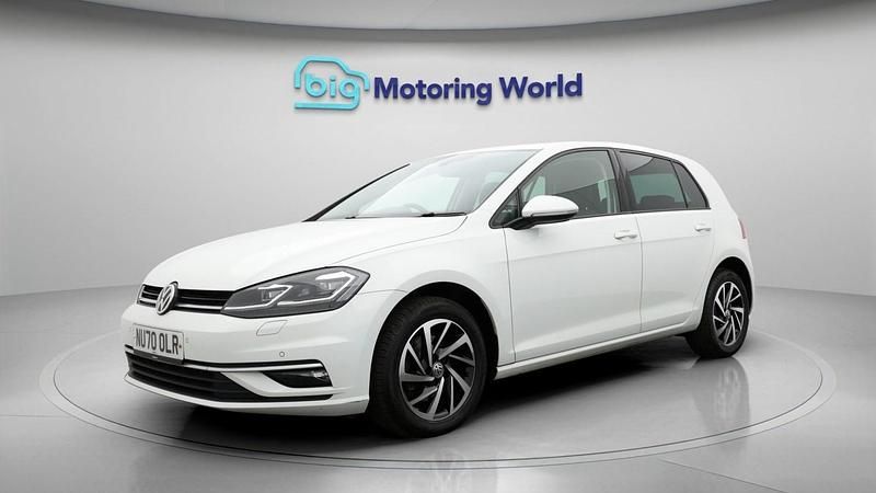 Used VW Golf VII Edition 116 HP (85 kW) 2020 White Hatchback