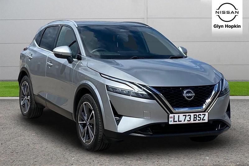 Silver Used 2023 Nissan Qashqai Tekna SUV | £21,927 (Expensive) - Image 1/4
