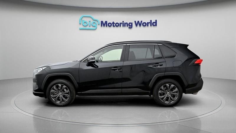 Used Toyota RAV4 Hybrid Design 219 HP (161 kW) 2023 SUV