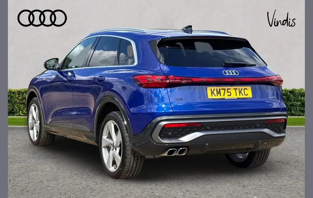 Begagnad Audi Q5 S-Line 204 HK (150 kW) 2026 Blå SUV