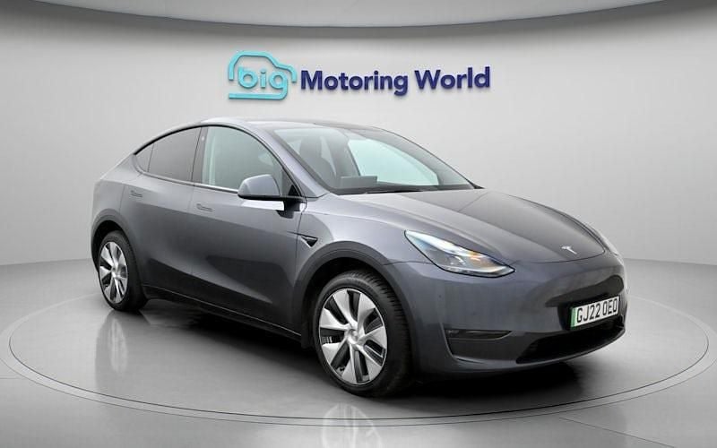 Used Tesla Model Y Long Range AWD 286 kW (389 HP) 2025 SUV