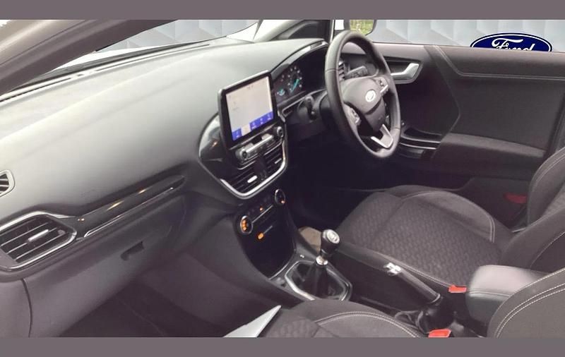 Used Ford Puma Titanium 125 HP (91 kW) 2023 White SUV