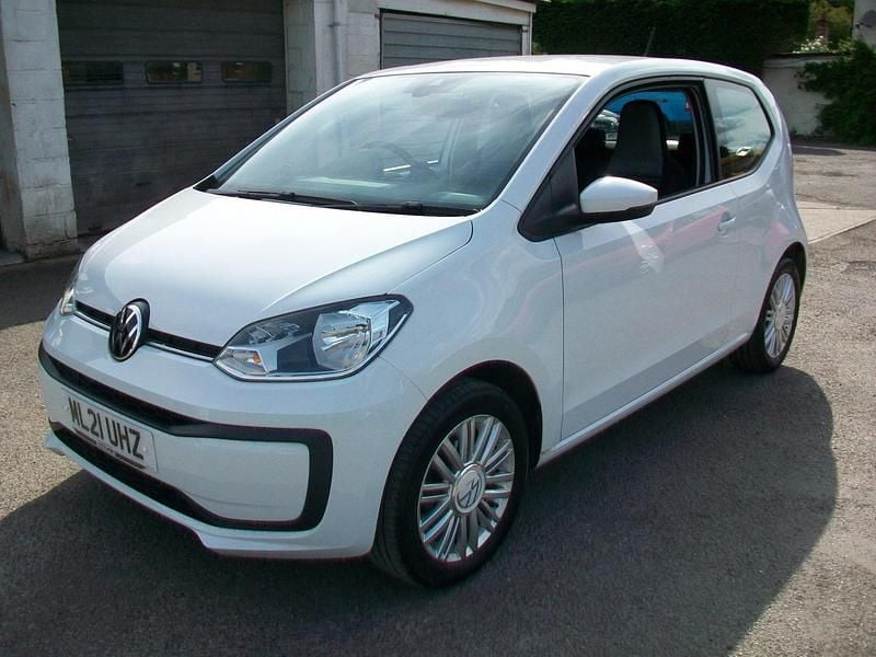 Used VW up! 65 HP (47 kW) 2021 White Hatchback
