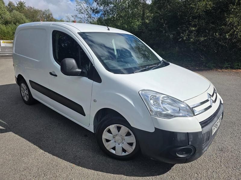 White Used 2011 Citroën Berlingo MPV | £3,795 (Fair price) - Image 1/4