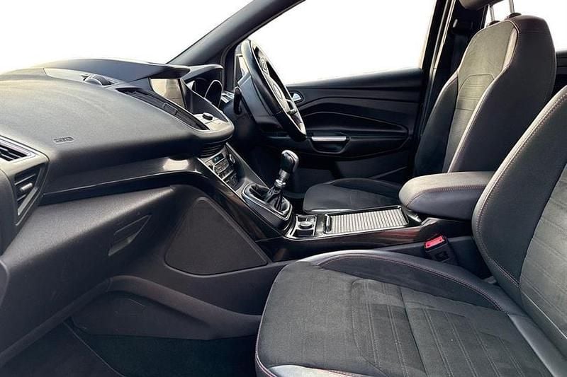 Used Ford Kuga ST-Line 150 HP (110 kW) 2019 Blue SUV