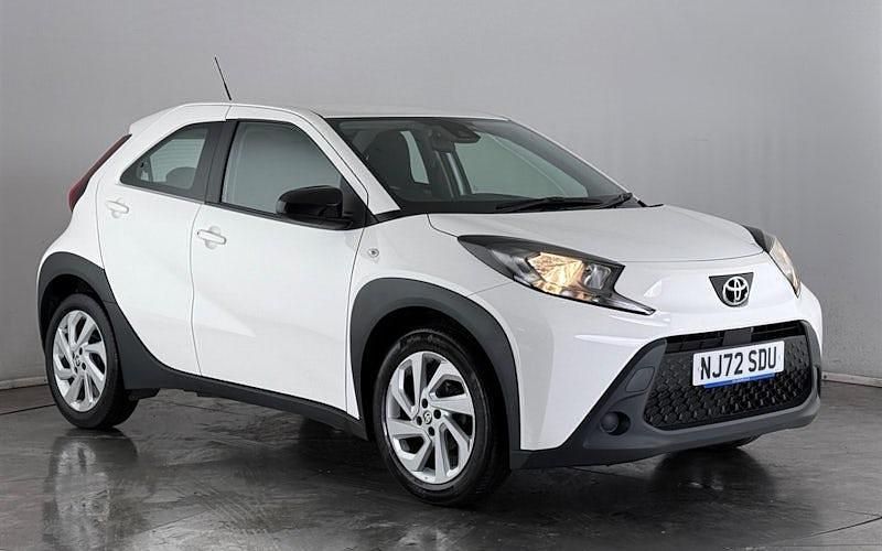 Used Toyota Aygo X PURE 72 HP (52 kW) 2025 SUV
