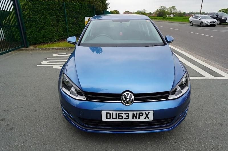 Begagnad VW Golf VII 2014 Halvkombi
