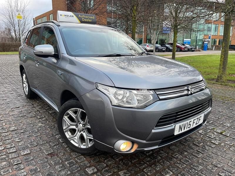 Used Mitsubishi Outlander P-HEV 2015 Grey Estate