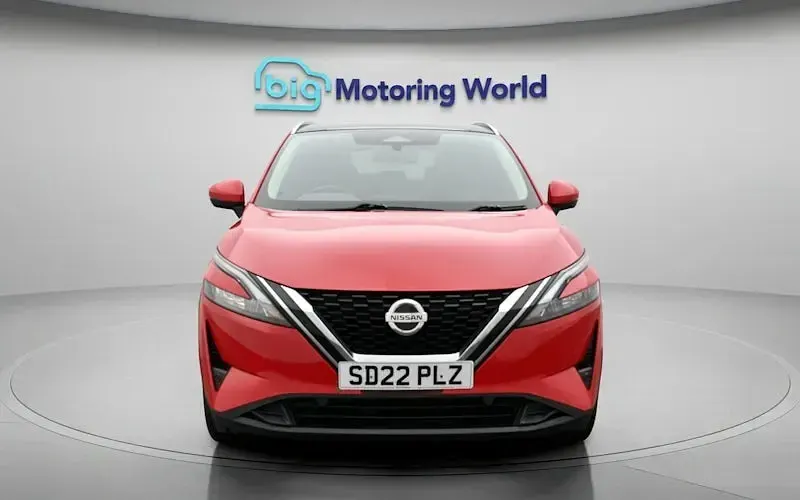 Used Nissan Qashqai N-Connecta 140 HP (102 kW) 2022 Red SUV