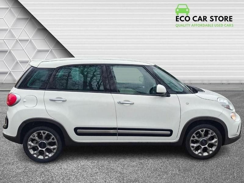 Used Fiat 500L Trekking 85 HP (62 kW) 2014 White MPV