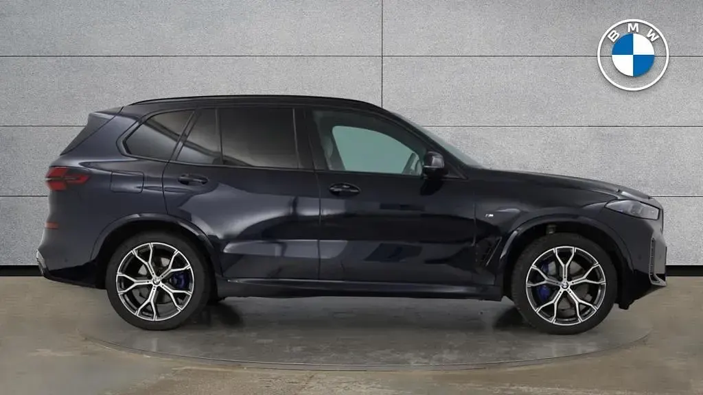 Used BMW X5 M Sport 294 HP (216 kW) 2025 Black SUV