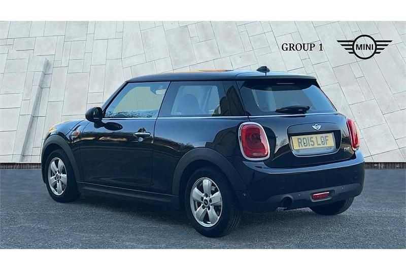 Used Mini ONE 102 HP (75 kW) 2015 Black Hatchback