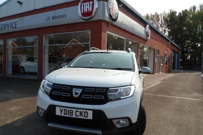 White Used 2018 Dacia Sandero Stepway Ambiance Hatchback | £6,995 (Fair price) - Image 1/1