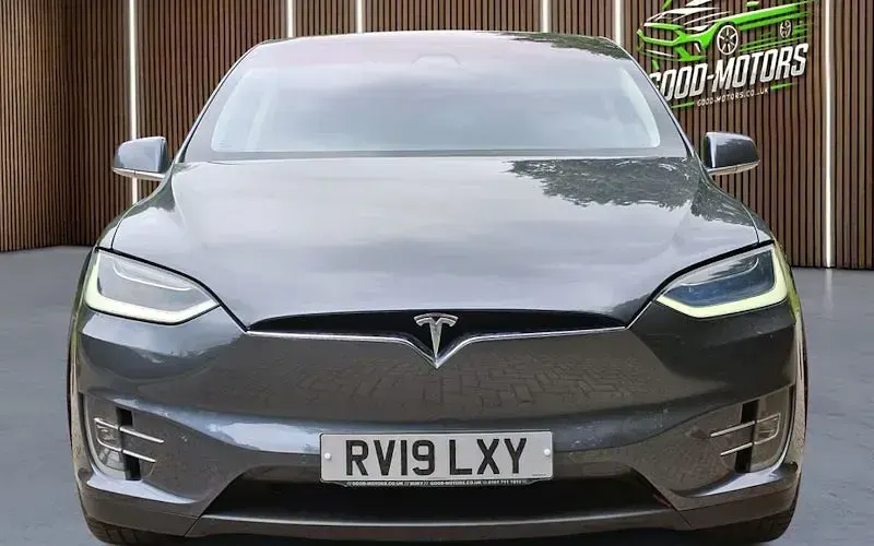 Used Tesla Model X Standard Range 448 kW (610 HP) 2019 Grey SUV