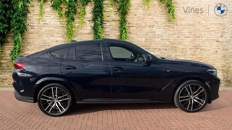 Used BMW X6 M Sport 335 HP (246 kW) 2021 Black SUV