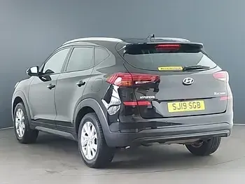Used Hyundai Tucson SE 132 HP (97 kW) 2019 Black SUV