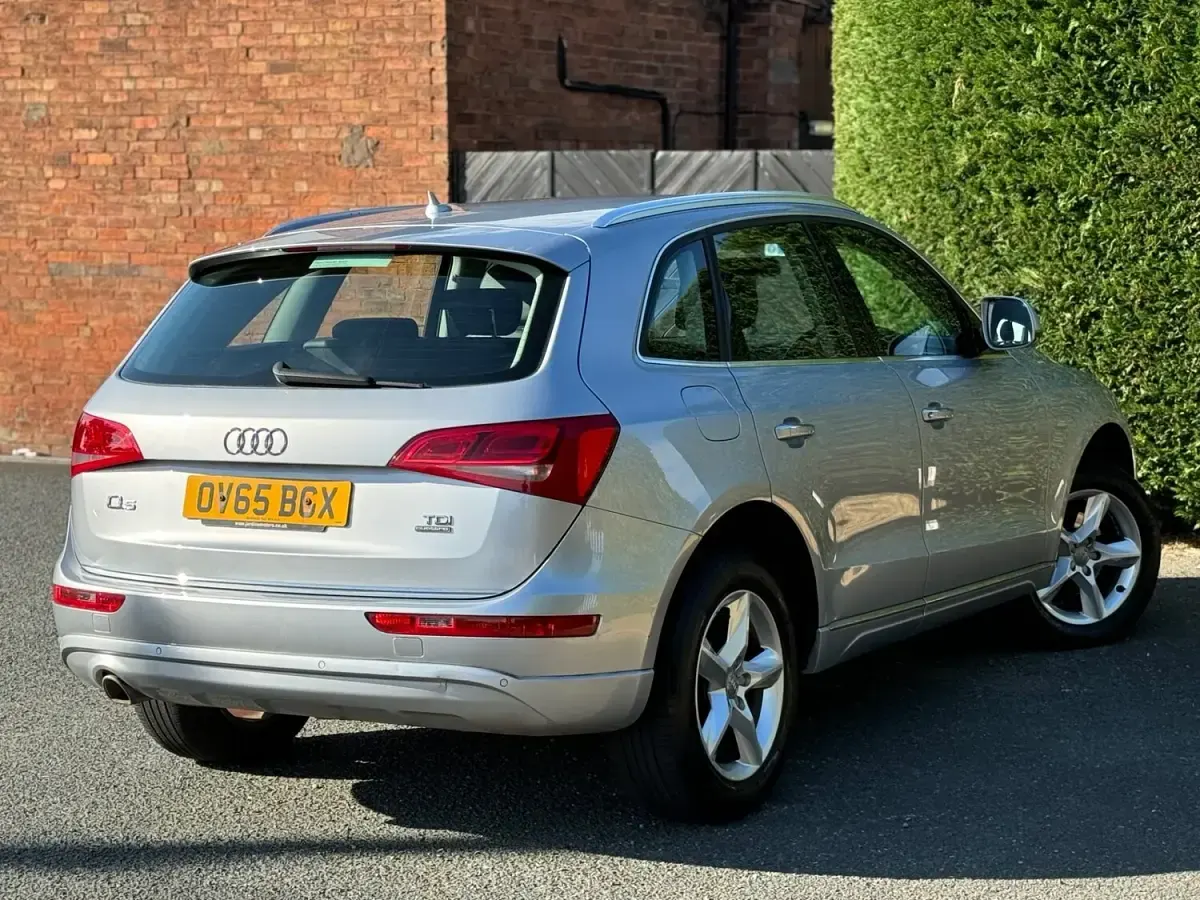 Used Audi Q5 Comfort 150 HP (110 kW) 2015 Silver SUV