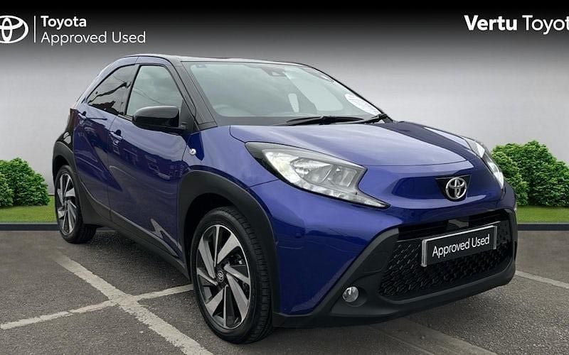 Blue Used 2024 Toyota Aygo X SUV | £16,290 - Image 1/4