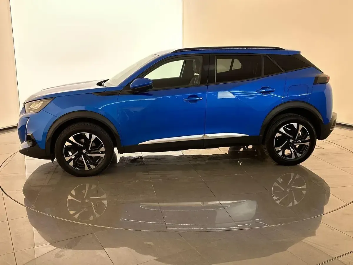 Used Peugeot 2008 Allure Premium 100 HP (73 kW) 2020 Blue SUV
