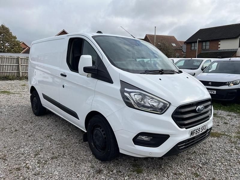 Used Ford Transit Custom Trend 130 HP (95 kW) 2019 White Van