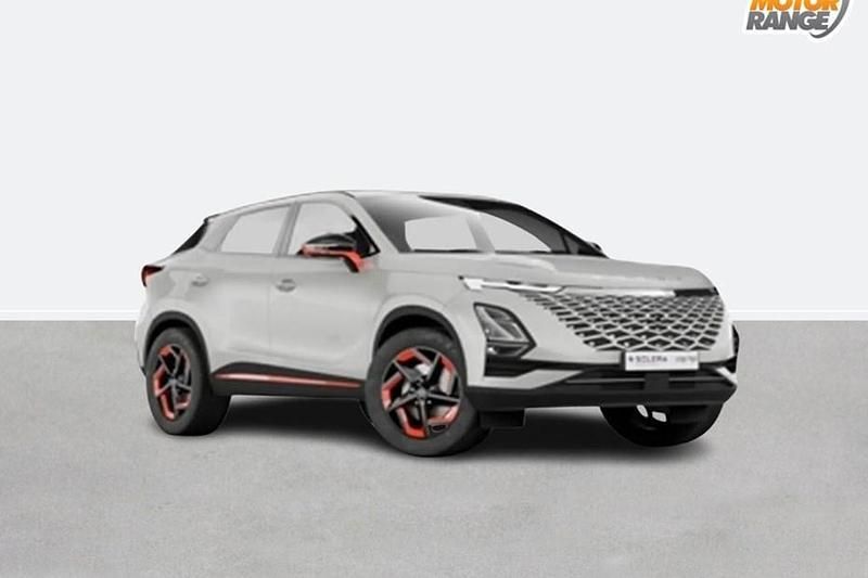 Silver Used 2025 Omoda 5 SUV | £23,495 (Fair price) - Image 1/1
