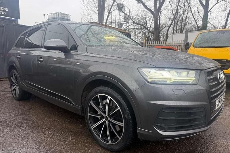 Grey Used 2019 Audi Q7 S-Line SUV | £22,490 (Good price) - Image 1/1
