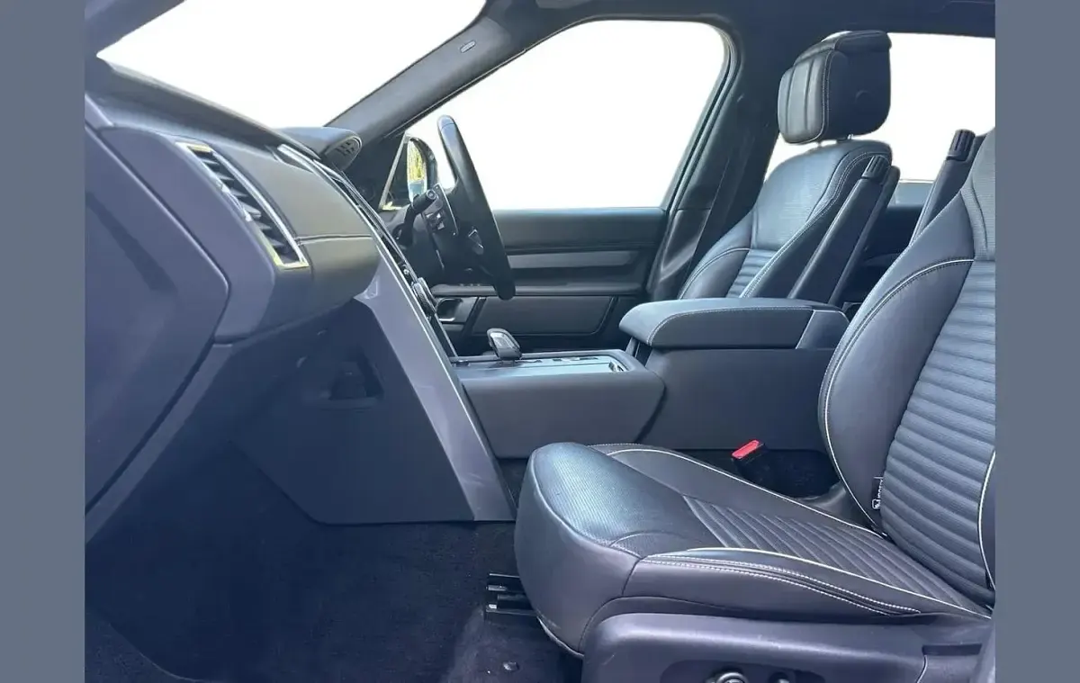 Used Land Rover Discovery HSE Dynamic 296 HP (217 kW) 2023 Grey SUV