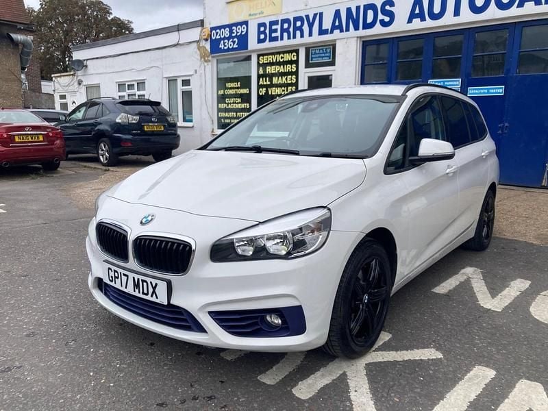 White Used 2017 BMW 218 Sport Line Estate | £7,495 (Fair price) - Image 1/4