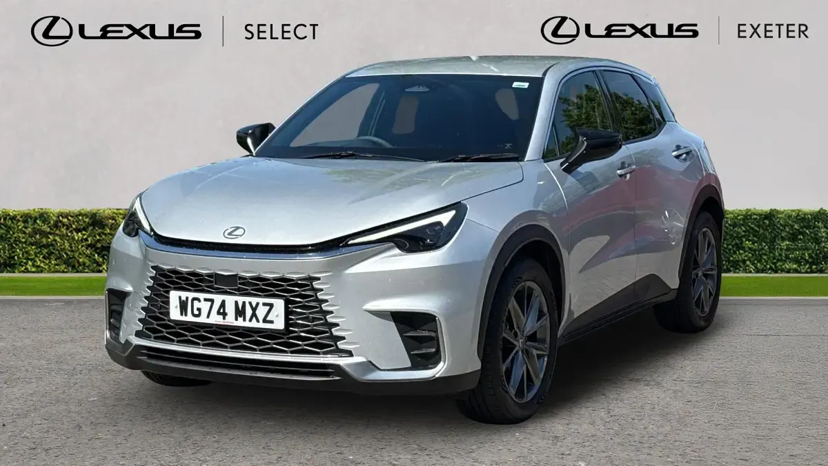 Used Lexus LBX 136 HP (100 kW) 2024 Silver SUV