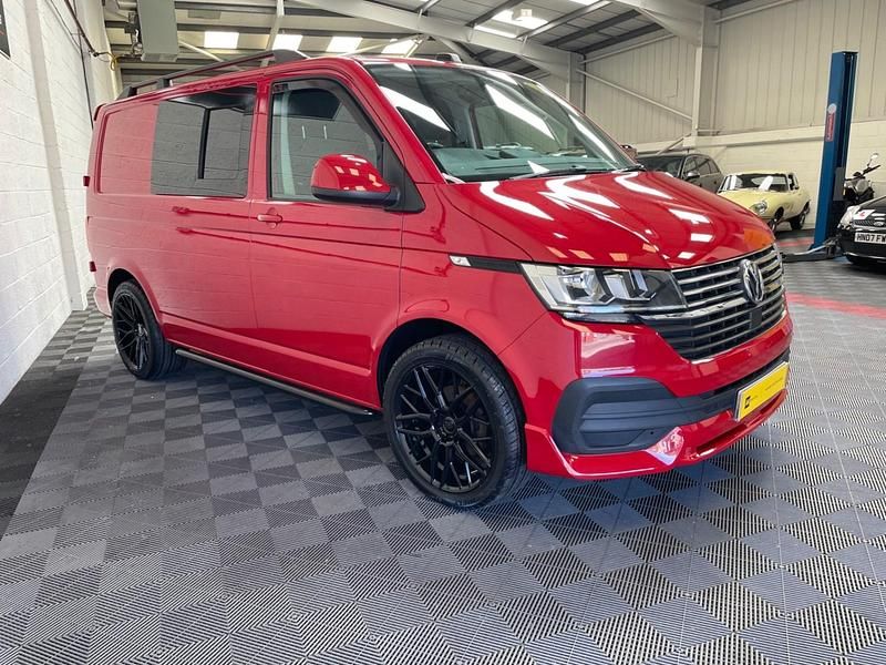 Used VW T6.1 150 HP (110 kW) 2021 Red Van