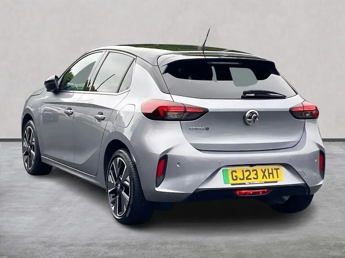 Used Vauxhall Corsa-e Ultimate 100 kW (136 HP) 2023 Grey Hatchback