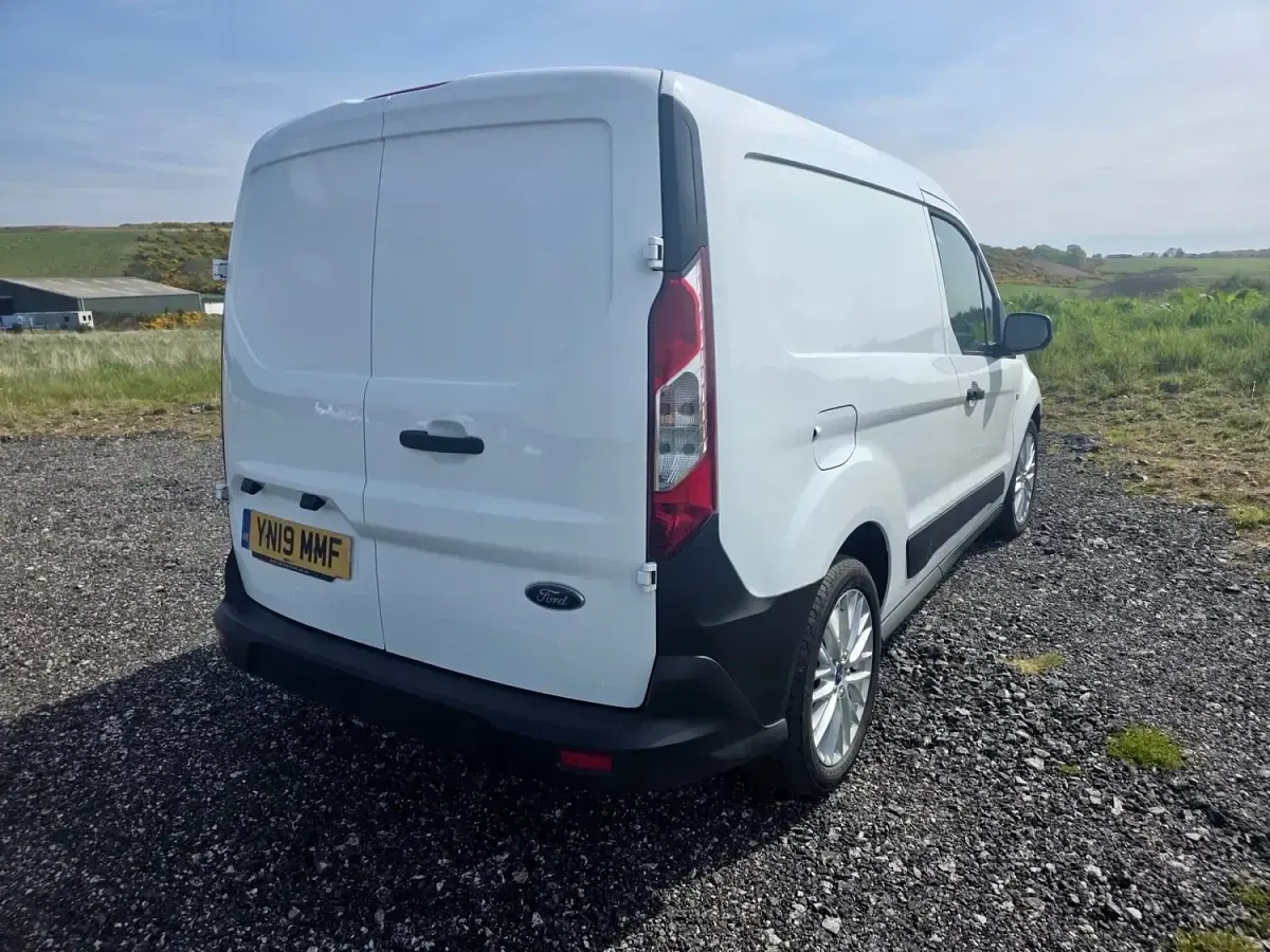 Used Ford Transit Connect 75 HP (55 kW) 2019 White MPV