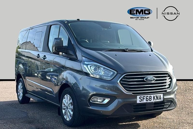 Used Ford Tourneo Titanium 130 HP (95 kW) 2018 Grey MPV