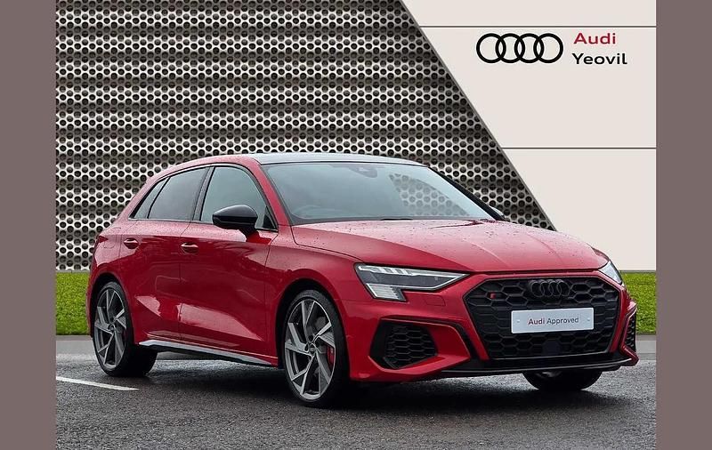 Used Audi S3 Sportback Advanced 310 HP (228 kW) 2022 Red Hatchback