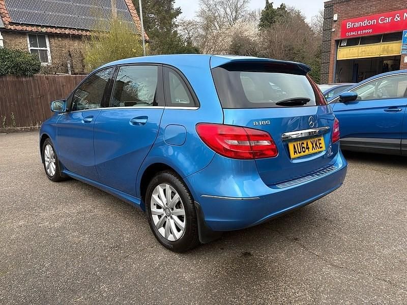 Used Mercedes B180 SE 2014 Blue MPV